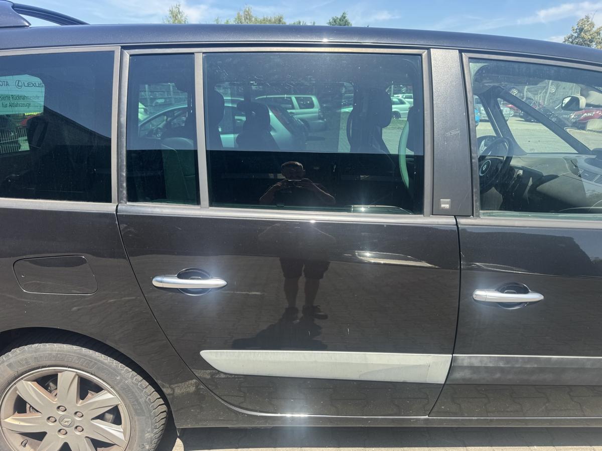 Renault Espace 4 original T&uuml;r hinten rechts NV676 Schwarz Rohbau Bj.2011